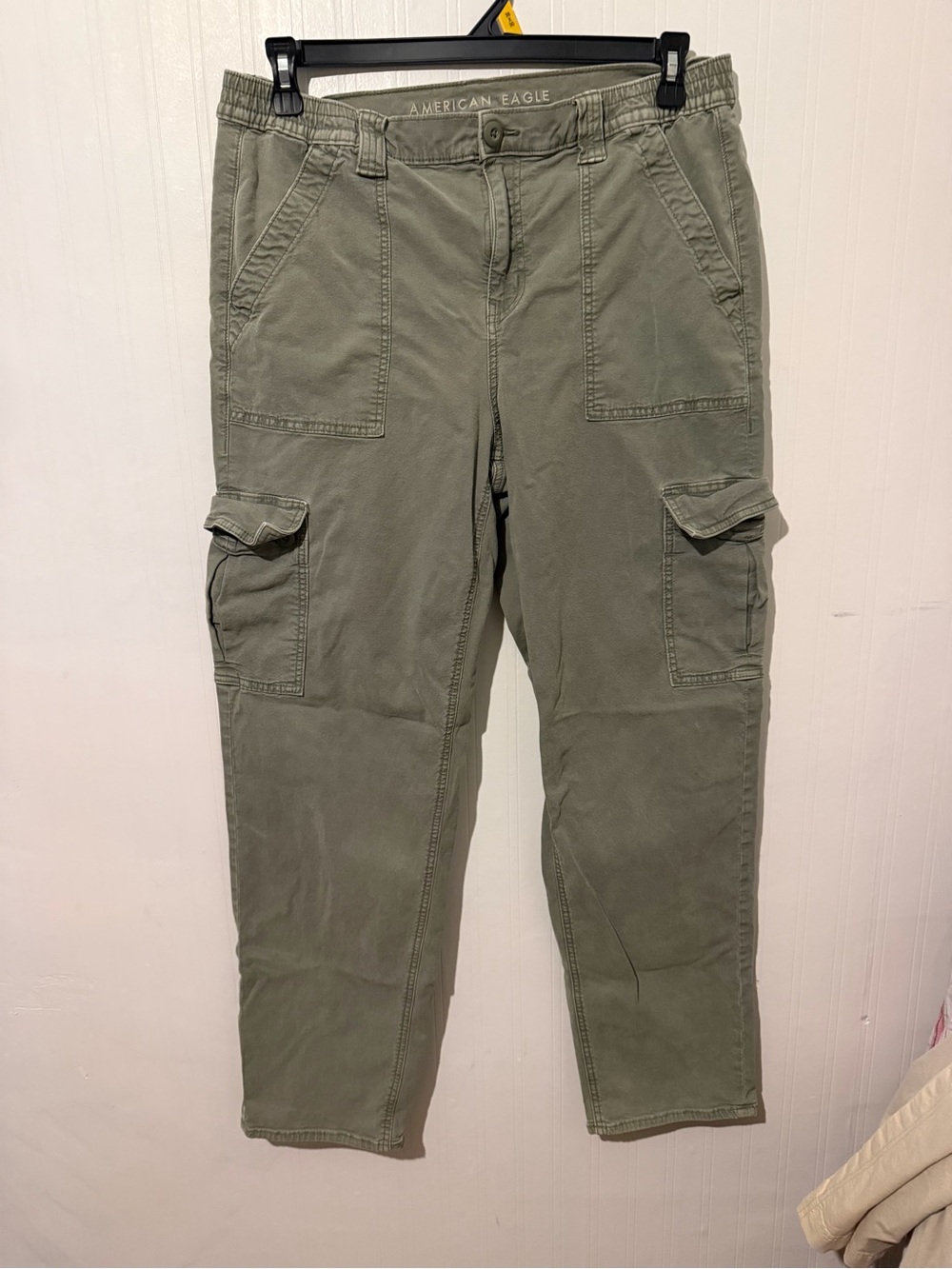 American Eagle Outfitters Olive Green Cargo Pants - Womens 16 Long